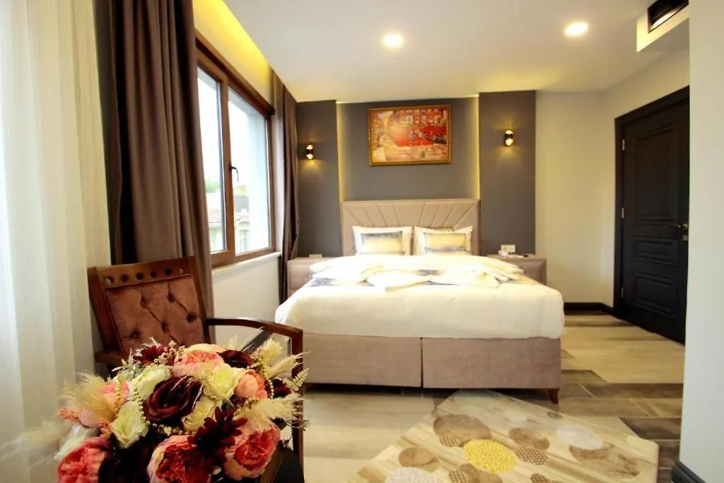 Guler Palas Hotel